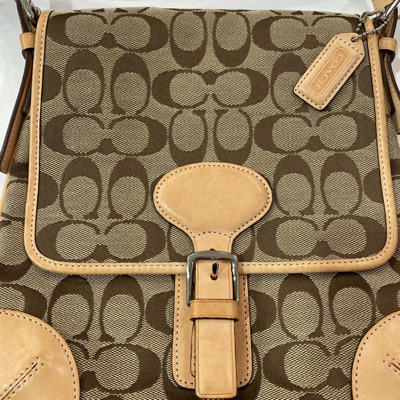 Coach 6079 Signature Crossbody Bag Tan leather Trim - Picture 10 of 10